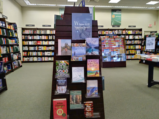 Book Store «Barnes & Noble», reviews and photos, 55 Parsonage Rd, Edison, NJ 08837, USA