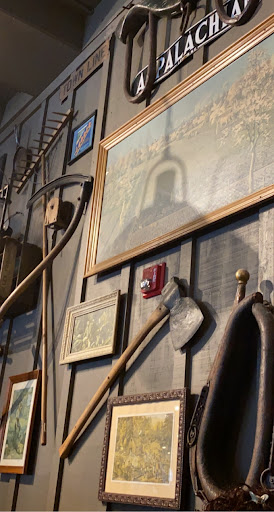 American Restaurant «Cracker Barrel Old Country Store», reviews and photos, 34 Tunnel Rd, Asheville, NC 28805, USA