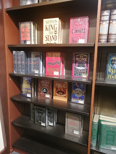 Book Store «Yale University Bookstore», reviews and photos, 77 Broadway, New Haven, CT 06511, USA