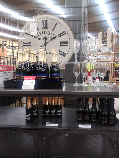 Furniture Store «Cost Plus World Market», reviews and photos, 535 Westport Rd, Kansas City, MO 64111, USA