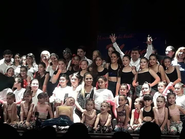 Academia Muevete Uruguay - Escuela de danza