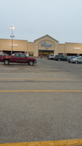 Grocery Store «Kroger», reviews and photos, 1001 Cherry St, Blanchester, OH 45107, USA
