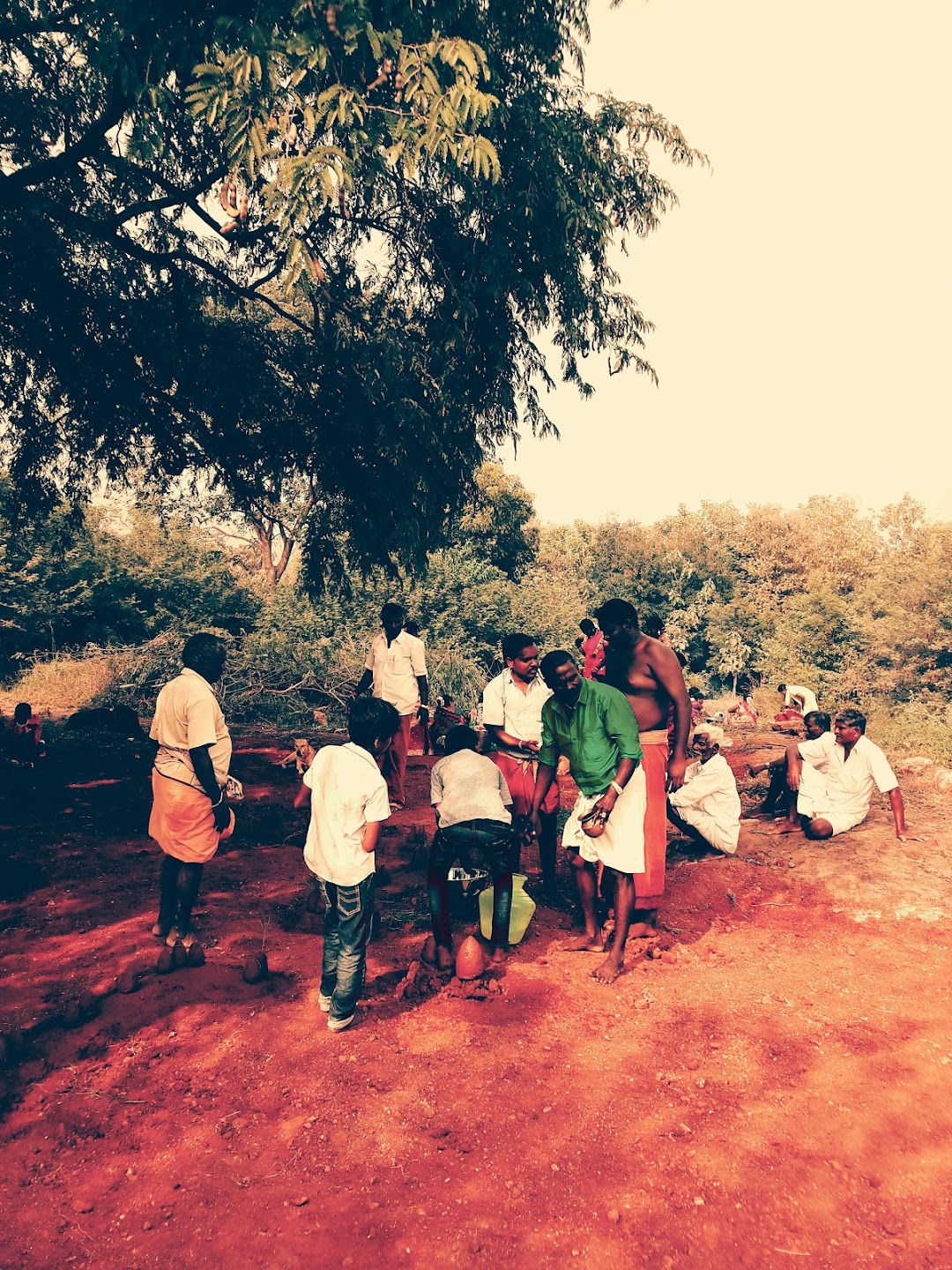 அருள்மிகு பெரியான்டவர் முனிஸ்வரன் குலதெய்வம் கோயில்
