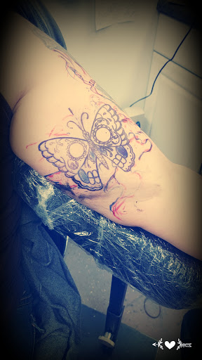 Tattoo Shop «Folk City Tattoo», reviews and photos, 3235 Bridge Rd, Suffolk, VA 23435, USA