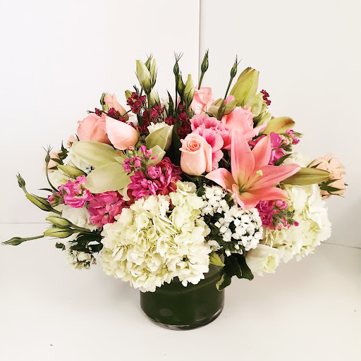 Florist «West Hollywood Florist», reviews and photos, 8205 Santa Monica Blvd, West Hollywood, CA 90046, USA