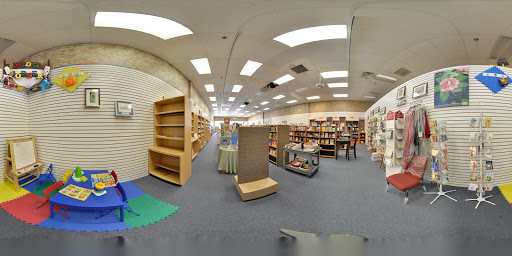 Book Store «Heaven & Earth Christian Specialty Store», reviews and photos, 5007 Victory Blvd G, Yorktown, VA 23693, USA