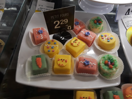 Grocery Store «Quality Food Center», reviews and photos, 460 E North Bend Way, North Bend, WA 98045, USA