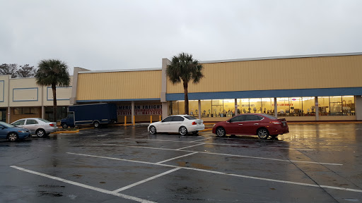 Furniture Store «American Freight Furniture and Mattress», reviews and photos, 2921 S Orlando Dr #110, Sanford, FL 32773, USA
