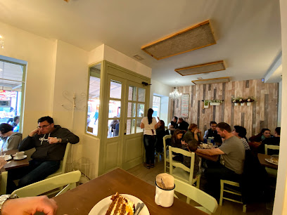 MentaCanela • Café Bar - C. San Roque, 8, 19002 Guadalajara, Spain