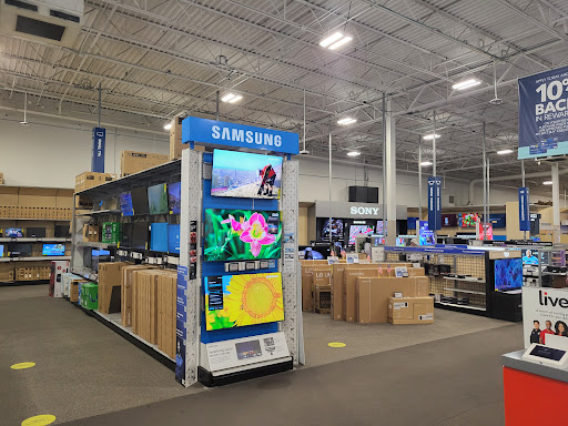 Electronics Store «Best Buy», reviews and photos, 5801 N May Ave, Oklahoma City, OK 73112, USA