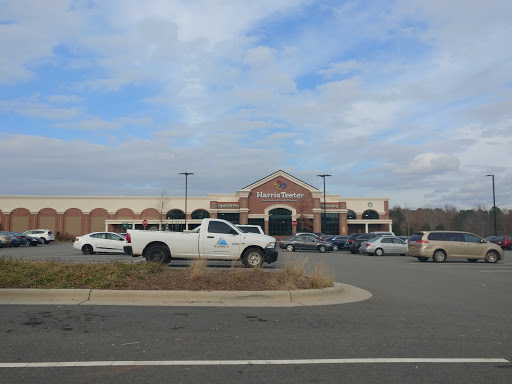 Shopping Mall «Cary Village Square Shopping Center», reviews and photos, 657 Cary Towne Blvd, Cary, NC 27511, USA