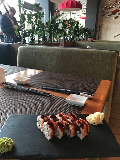 Murakami: sushi