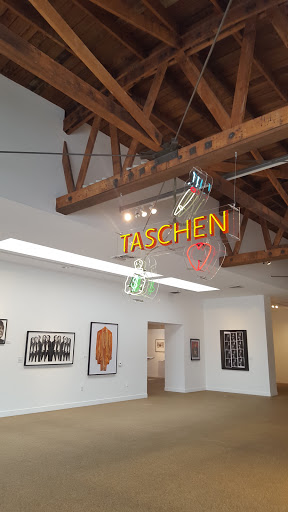 Art Gallery «TASCHEN Gallery», reviews and photos, 8070 Beverly Blvd, Los Angeles, CA 90048, USA