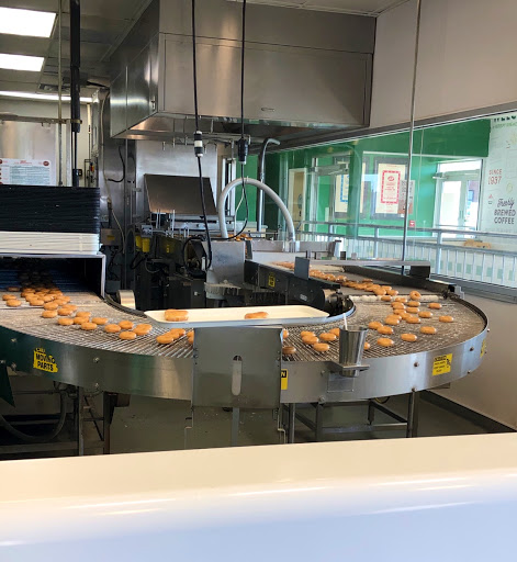 Bakery «Krispy Kreme Doughnuts», reviews and photos, 2900 S 108th St, Milwaukee, WI 53227, USA