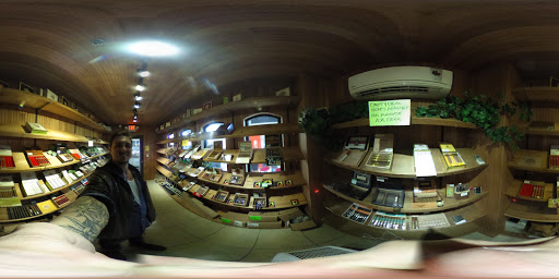 Liquor Store «The New Wine Regions Discount Wines & Liquors», reviews and photos, 2423 US-27, Clermont, FL 34711, USA