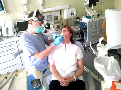 Kadıköy Diş Hekimi & Diş Doktoru | Tansu Şen