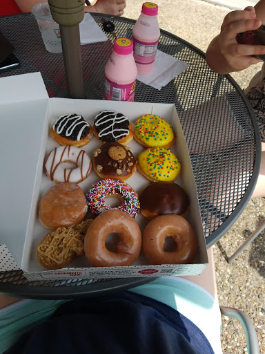 Donut Shop «Krispy Kreme», reviews and photos, 604 W McDermott Dr, Allen, TX 75013, USA