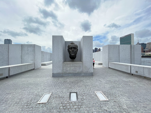 Park «Franklin D. Roosevelt Four Freedoms Park», reviews and photos