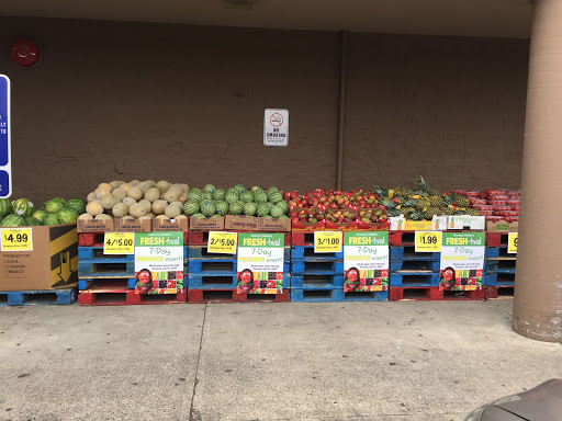 Grocery Store «Grocery Outlet Bargain Market», reviews and photos, 52115 SW Chinook Plaza, Scappoose, OR 97056, USA