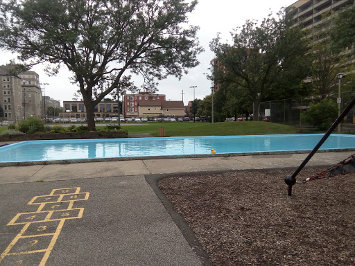 Bingham Park Swimming Pool