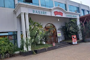 Muscat bakery & Restaurants image