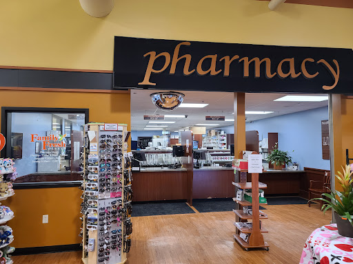 Grocery Store «Family Fresh Market», reviews and photos, 110 W 4th St, New Richmond, WI 54017, USA