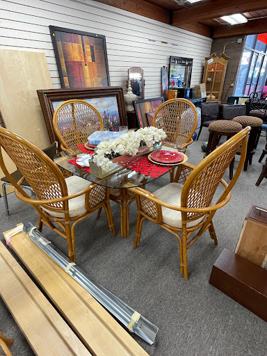 Thrift Store «Jubilee REACH Thrift Store», reviews and photos, 2301 148th Ave NE, Bellevue, WA 98005, USA