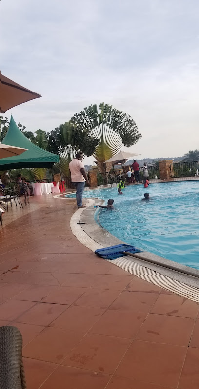 Nican Resort Swimming Pool