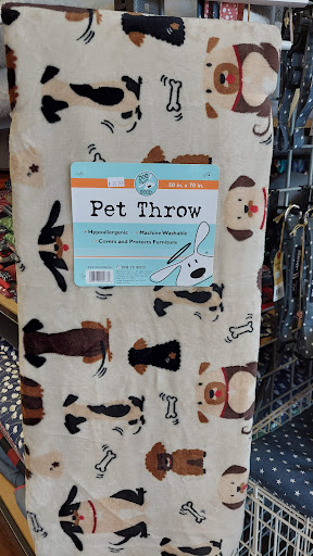 Pet Store «Hollywood Feed - Memphis, TN - Broad», reviews and photos, 2648 Broad Ave, Memphis, TN 38112, USA