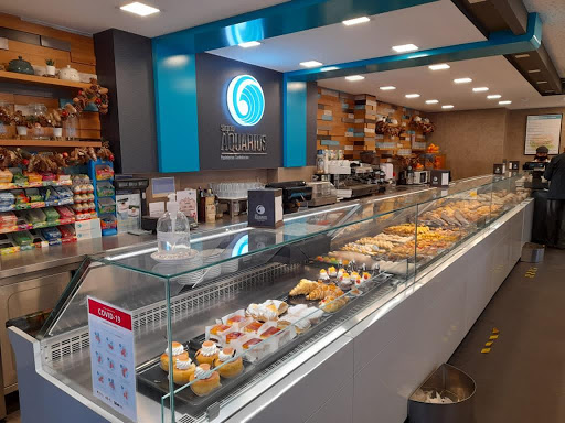 Aquarius Pastry Shop no São Domingos de Rana, Lisboa