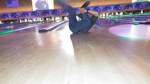 Bowling Alley «Lessard Lanes», reviews and photos, 136 New Britain Ave, Plainville, CT 06062, USA