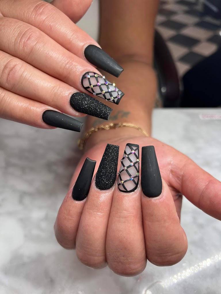 Coco Nail Spa 61080