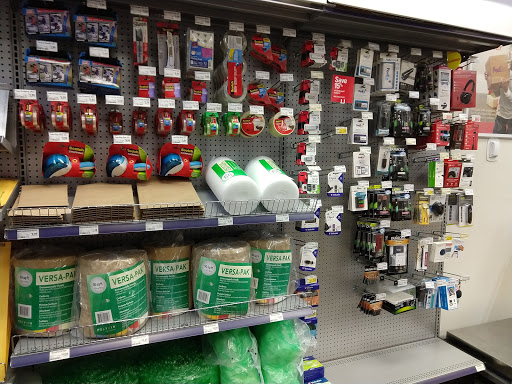 Print Shop «FedEx Office Print & Ship Center», reviews and photos, 1233 NE 48th Ave, Hillsboro, OR 97124, USA