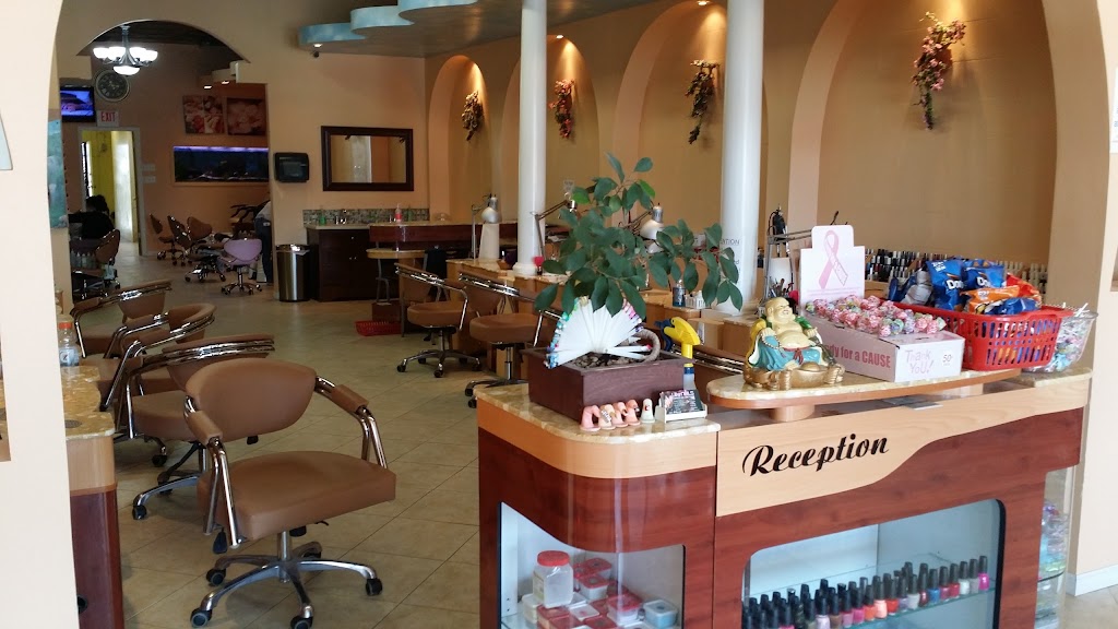 Le's Nails studio 60445