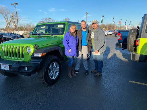 Car Dealer «Palmen Motors Dodge Chrysler Jeep Ram», reviews and photos, 5431 75th St, Kenosha, WI 53142, USA