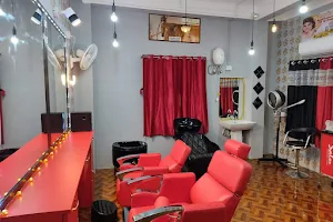 KEEVA BEAUTY STUDIO & ACADEMY (Only for Ladies) image