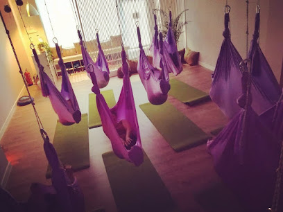 Siente Yoga - C. la Presa, 1, 28981 Parla, Madrid, Spain