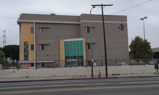 Indoor Swimming Pool «Weingart YMCA Wellness & Aquatic Center», reviews and photos, 9900 S Vermont Ave, Los Angeles, CA 90044, USA