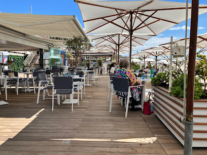 Palais Stéphanie Beach - 50 Bd de la Croisette, 06400 Cannes, France
