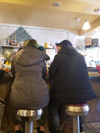 Coffee Shop «Lydig Coffee Shop», reviews and photos, 721 Lydig Ave, Bronx, NY 10462, USA