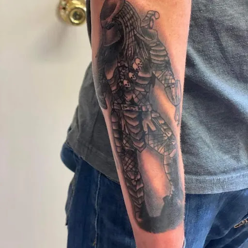 Tattoo Shop «Calaveras Tattoo Studio», reviews and photos, 1510 S Fort Hood St, Killeen, TX 76542, USA