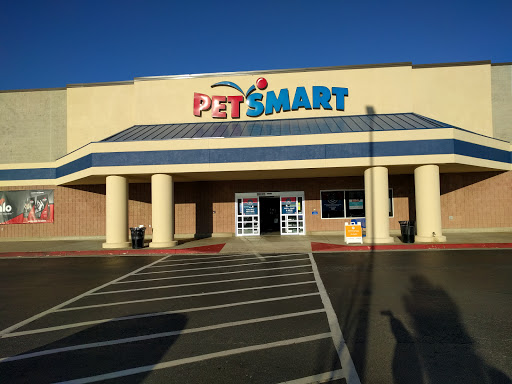 PetSmart, 860 Cobb Pl Blvd NW, Kennesaw, GA 30144, USA, 