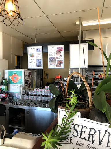 Donut Shop «Golden Donut», reviews and photos, 2360 University Ave, San Diego, CA 92104, USA