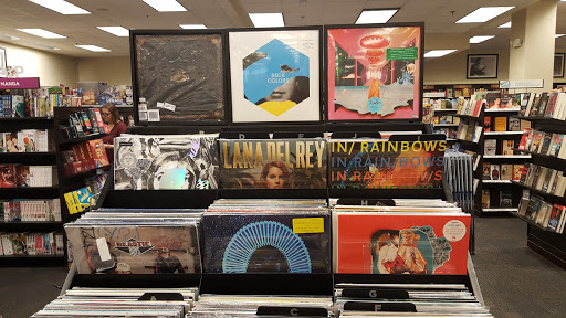 Book Store «Books-A-Million», reviews and photos, 6170 W Grand Ave #309, Gurnee, IL 60031, USA