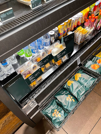 Coffee Shop «Starbucks», reviews and photos, 2034 N Highland Ave, Jackson, TN 38305, USA