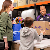 FedEx Office Print & Ship Center - Photo 8 - Car repair in Santa Clarita, CA, Santa Clarita