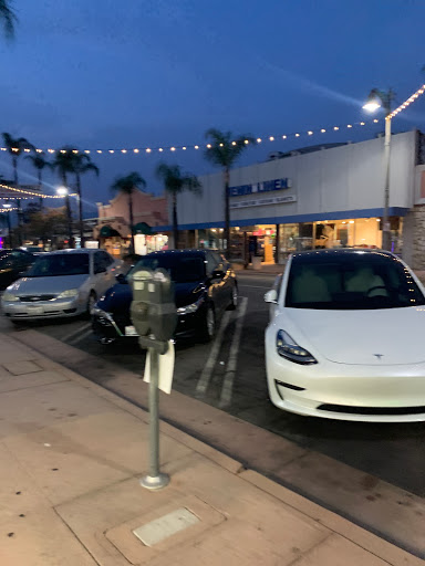 Furniture Store «Fiesta Furniture», reviews and photos, 1004 San Fernando Rd, San Fernando, CA 91340, USA