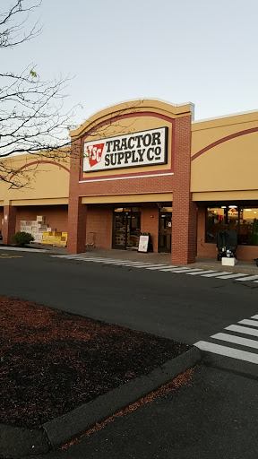 Home Improvement Store «Tractor Supply Co.», reviews and photos, 67 Palomba Dr, Enfield, CT 06082, USA
