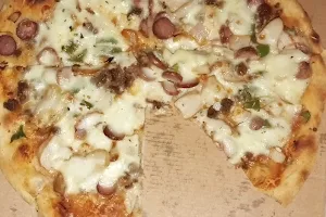 Kassar Pizza image
