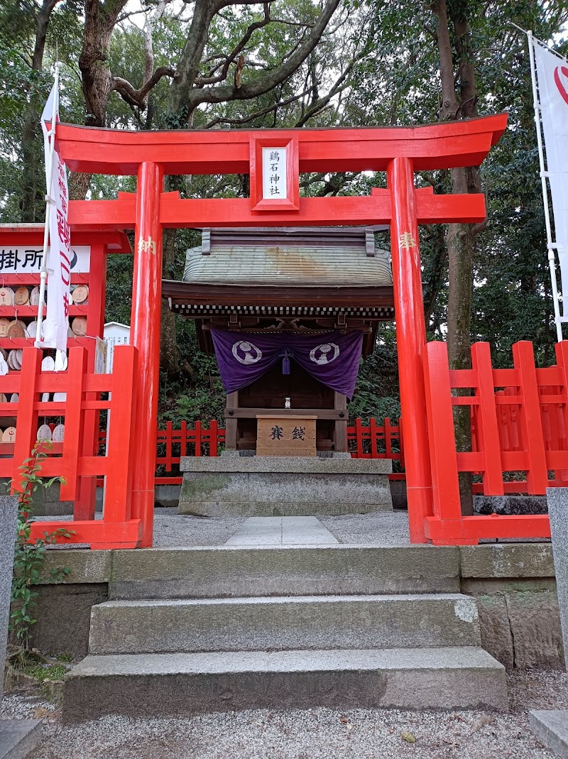 鶏石神社・稲荷神社（境内社）